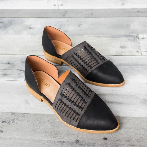 Mi.iM Freesia | Handwoven D'Orsay Shoes - Picture 3 of 3